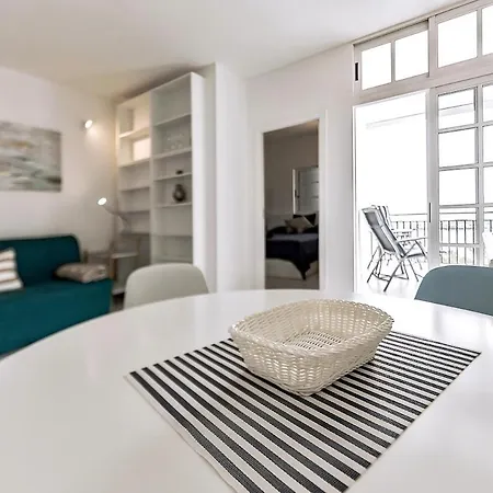 Lägenhet Rosamar With Panoramic Ocean View