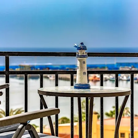 Rosamar With Panoramic Ocean View アパート